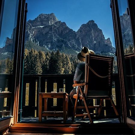 Hotel Ciasa Salares San Cassiano  Ngoại thất bức ảnh